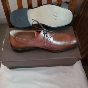 Men's shoes